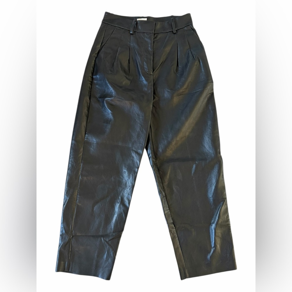 Wilfred Faux‎ Leather Pleated Pants – Size 4 – Aritzia